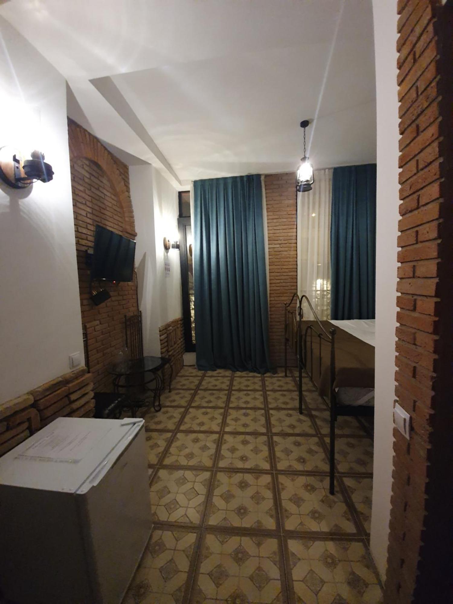 Janashia Boutique Hotels Тбилиси Стая снимка